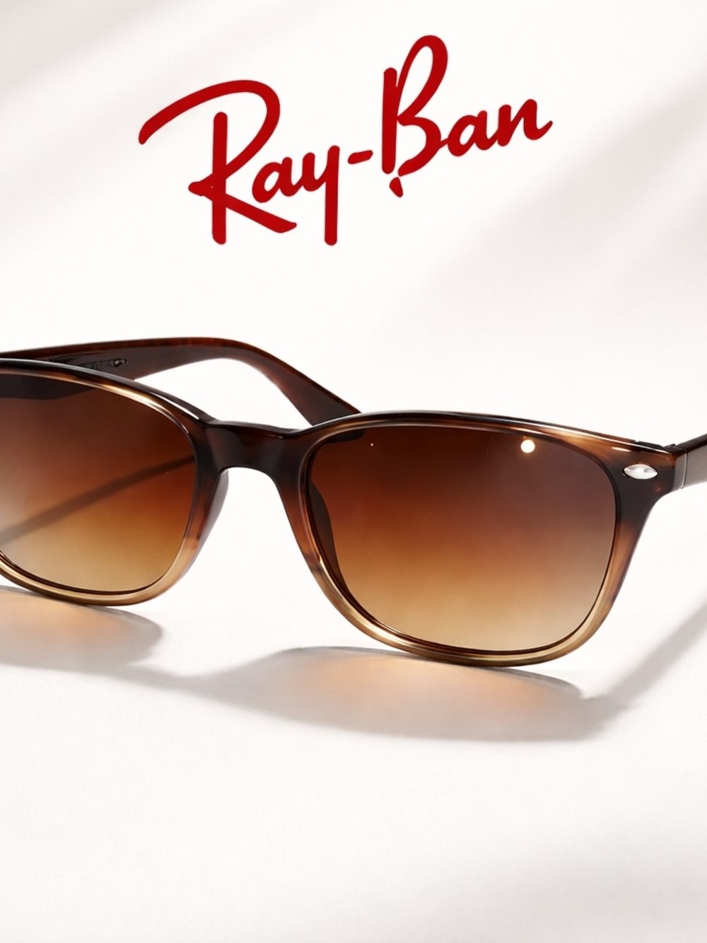Ray-Ban Brown Gradient Wayfarer-Style Sunglasses Comes With Case